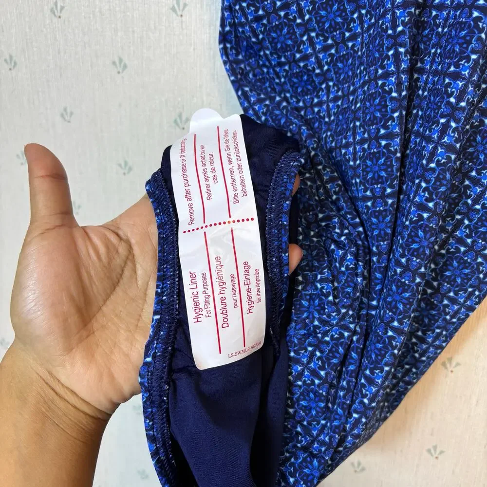 Lands End Tugless Low Leg One Piece Swimsuit 8L Navy Mosaic Mini Tile UPF50  NWT - Picture 10 of 13